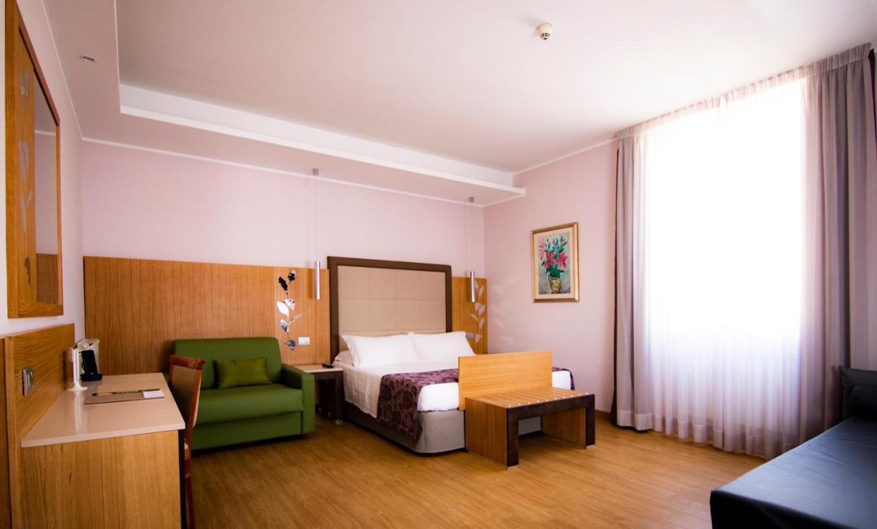 Vibe Nazionale 3* Roma